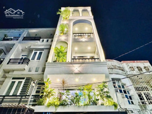 bán gấp nhà đường 6m lê thánh tôn,p.bến thành,q1 giá 4tỷ450/71,1m2 cho thuê 33tr gần chợ bến thành