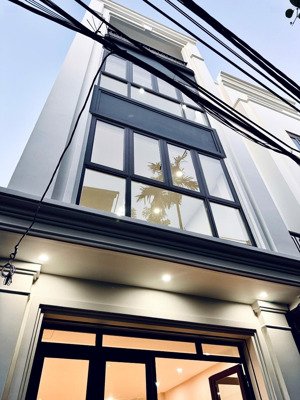 cực hiếm! bán dãy nhà 4t full nội thất, sẵn sổ giá cực tốt tuyến 2 hồ sen, lê chân, hải phòng