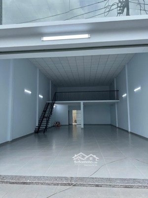 cực hiếm! nhà xưởng mới đẹp ngay chợ vĩnh lộc trục chính liên ấp 2-6, khu kd siêu xung