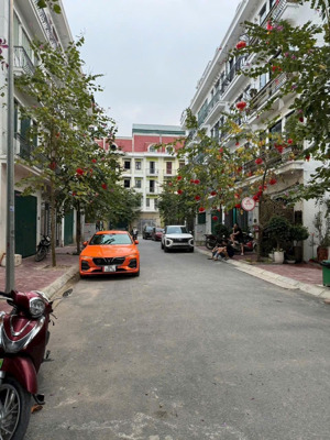 bán lk rẻ nhất kddt phú lương dt 63m² 5 tầng ,mt 5m ,nhà hoàn thiện đẹp,nhỉnh 15 tỷ,lh:0966495911