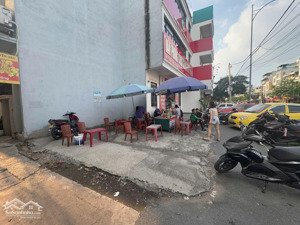 bán lô đất mặt đường hồ sen - lê chân - vị trí đẹp giá bán hơn 8 tỷ . lh mr.đông 