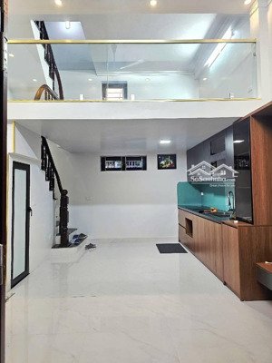 bán nhà kim ngưu - dt 30m2 - gần phố, 3 thoáng, 50m ra ô tô tránh