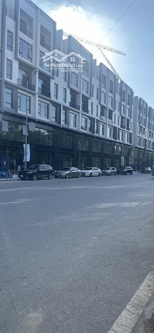 mua bán shophouse, nhà phố thương mại tại tổng kho 3 lạc viên hải phòng , 6 tầng 1 tum