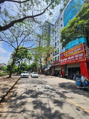 chính chủ bán tòa nhà mp vũ tông phan dt 300m2, mt 11m, 10 tầng, lô góc 3 thoáng, cho thuê 5 tỷ/năm