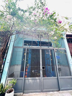 nhà chính chủ - hxh đoàn giỏi ngay aeon (4mx15m)_ cấp 4 ở liền [giá 5.5 tỷ]