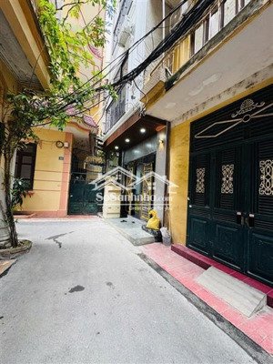 bán nhà đẹp phố thịnh quang - 6 tầng thang máy chỉ nhỉnh 12 tỷ