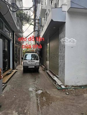 nhà đẹp phúc lợi 5 tầng ngõ thông, oto đỗ cửa ở ngay giá chỉ 5.75 tỷ