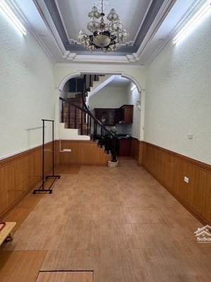 bán nhà riêng tại đền lừ ii, 12,8 tỷ, 31 m2, 3pn, 4wc, nhiều tiện ích hấp dẫn