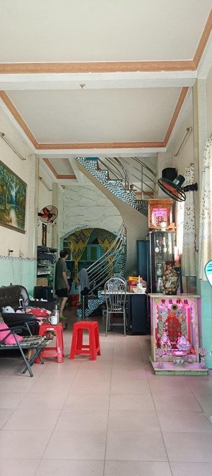 cách mặt tiền 30m căn góc hxh hậu giang q6 47m2 4pn nở hậu chỉ 5.x tỷ.