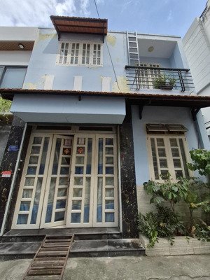 nhà lâm văn bền q7- hẻm 5m- 38m2 - 2 lầu đúc - chỉ 5 tỷ nhỉnh