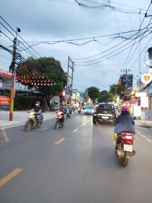 nhà 4 tầng, 83m2(4x21m). hẻm 6m. chỉ 6,x tỷ. đường thống nhất, p16, gò vấp. gần chợ xóm mới