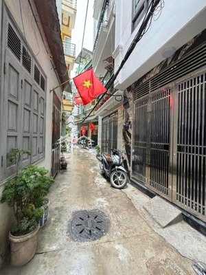 bán nhà riêng 10pn, 4wc, 45m2 tại hoàng công chất, giá tốt, view đẹp