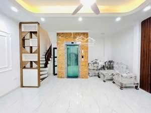 bán nhà 6 tầng - thang máy - 15m ra ô tô tránh - gần ciputra, công viên ngoại giao đoàn