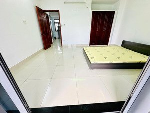 cho thuê căn hộ 2pn 2wc kdt vạn phúc city 100m2 giá 13tr full nội thất