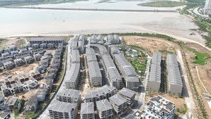 biệt thự liền kề sát biển đã có sổ đỏ