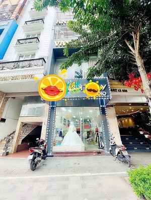 nhà 2 mặt tiền hiếm xã đàn & đê la thành