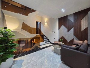 **bán nhà đường phạm văn hai, phường 3, quận tân bình; 5*25; 10pn ngay chợ pvh