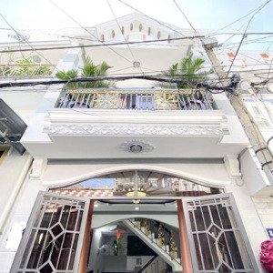 chủ định cư nước ngoài cần bán gấp căn thích quảng đức - phú nhuận, 64m2, 1 trệt 1 lầu. shr