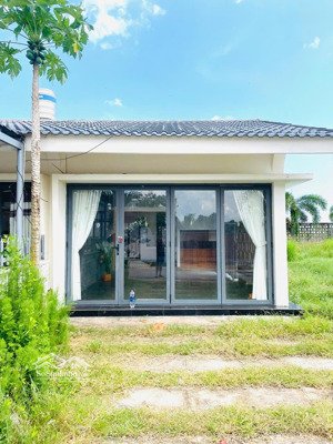 bán nhà 2 phòng ngủ cách biển hồ tràm 5 phút di chuyển