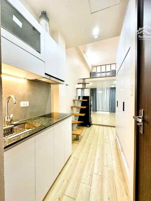 bán tòa nhà căn hộ cao cấp cầu giấy - 7 tầng thang máy - doanh thu cao - tiện nghi vượt trội