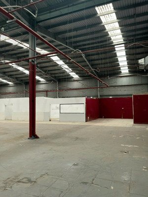 cho thuê mb 12x120 1300m2 mt bình thạnh giá 107 nghìn/m2 - sẵn tiền chế - thể thao, nhà hàng,...