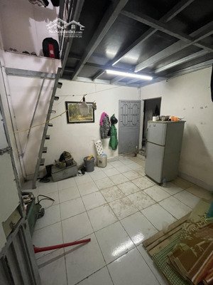 bán nhà thụy khuê, dt 32m2/ mt 3,7m / giá 2,4 tỷ, ngõ thông, ở ngay, bán nhanh