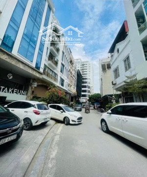 nhà đẹp lạc long quân 47m2 6 tầng mặt tiền 7.6m - mặt ngõ to như phố ô tô tránh - vỉa hè kinh doanh