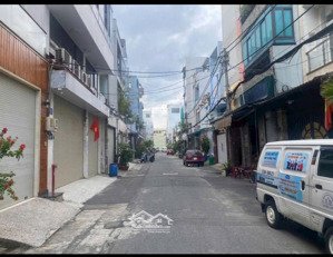 giá 7.8ty còn tl nhà 4 tầng hẻm vip 366 lê văn quới.bình tân. lh0903070684