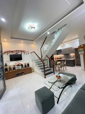 nhà kiệt 2 tầng trung tâm thanh khê 3pn, 3wc, diện tích 53m, ngang 6.5m giá chỉ 4.6x đ