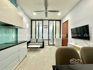 cho thuê penhouse full nội thất 1pn 50m2 bancol ngay cv gia định