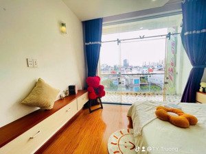 studio full nt cửa sổ thoáng đãng ngay sát rmit, tôn đức thắng, nguyễn thị thập q7 giá cực ưu đãi