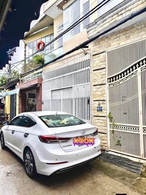 kiệt ô tô tránh nhau ngay trung tâm, đường điện biên phủ thông với thái thị bôi tp đà nẵng