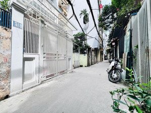 chuyển trường cho con, bán gấp nhà lô góc ngõ quan hoa, trung tâm cầu giấy 47m2