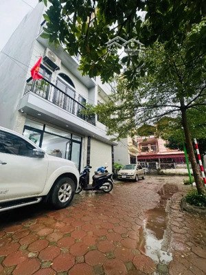 siêu phẩm mặt phố giá trong ngõ - vỉa hè rộng - kinh doanh - văn phòng - dân xây chắc chắn