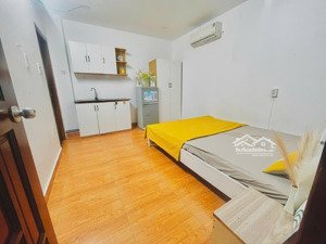 phòng trọ giá rẻ, sát tdt, rmit, sgu stu, ueh, ufm, có thang máy hầm xe, sát quận 1-3-5-7-8