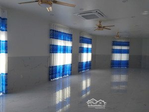 cho thuê văn phòng lầu 1, nguyễn hậu tân phú, 8 triệu