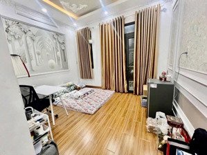 hd thuê 3 năm mỗi tháng thu nhập 12 triệu cách đường 40m vị trí đắc đại kinh doanh mua bán sầm uất