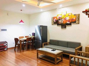 cho thuê căn hộ flc đại mỗ 2n full 10tr/tháng. lh: 