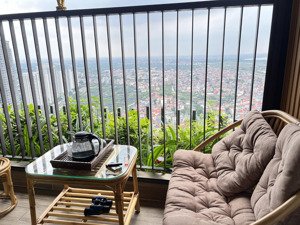 chính chủ gửi bán studio landmark - full nội thất đẹp, view cực xinh