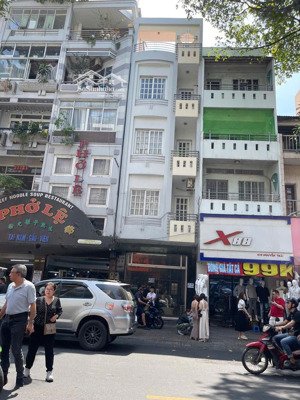 bán nhà mặt tiền đường lê văn sỹ, p14, quận 3 dt: 5 x 22m 4 lầu hđ thuê 100 triệu