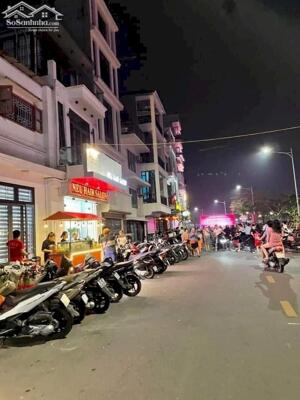  CHO THUÊ TẦNG 1 NHÀ MẶT ĐƯỜNG NGUYỄN KHUYẾN - MẶT TIỀN 5M