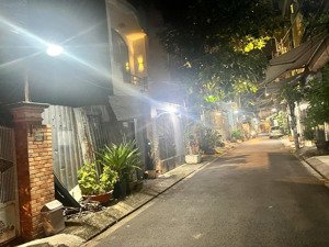 bán nhà riêng tại lý phục man, 18,5 tỷ, 233,6m2, giá ưu đãi