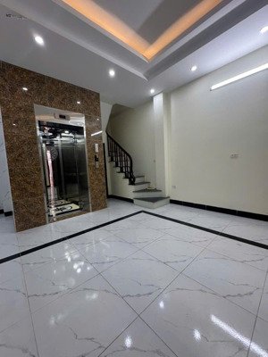 chủ cần tiền cần bán nhanh nhà 41m 5 tầng khu tập thể yên nghĩa hà đông