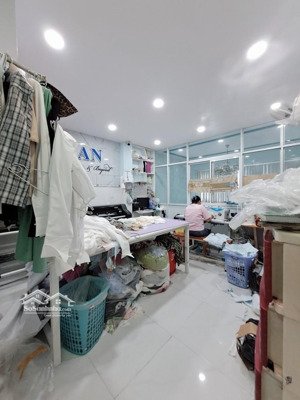 hiếm tô hiệu, tân phú bán đất tặng nhà cấp 4 hẻm ô tô 4m thông ngang 5.3m chỉ 5.x tỷ