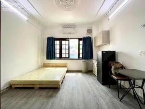 Cho thuê phòng trọ có nội thất đường Cộng Hòa gần sân bay Tân Sơn Nhất.