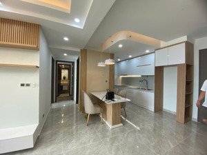 cần bán căn hộ midtown nhà mới 2pn full nt, phú mỹ hưng, quận 7, giá tốt nhất thời điểm xem dễ.