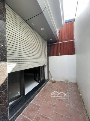siêu rẻ! nhà 4 tầng vị trí đẹp ở vân canh ngõ thoáng, có sân riêng , gần đường ô tô