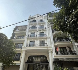 cực hót siêu dòng tiền tôn thất tùng, tổng 23 phòng, dòng tiền cực khủng.vị trí đẹp sát đại học y