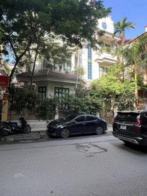 [chính chủ]bán nhà phân lô trung kính lớn, cách phố 1 nhà, 83m x 6 tầng x 12m mt. gara ôtô. 33.8 tỷ