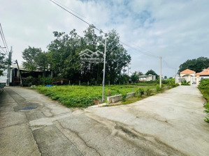 đất gần tpm 360m2. chỉ hơn 3 tỷ xíu